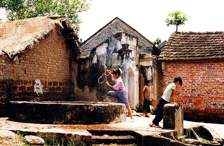 Duong Lam ancient village